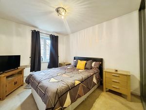 Photo 8- click for photo gallery